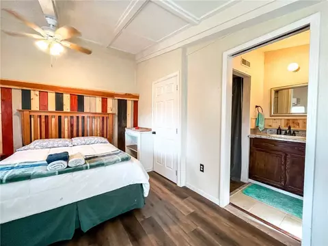 Bedroom - 1792 Choctaw Ln, Harrison, AR 72601 photo 4 of 11