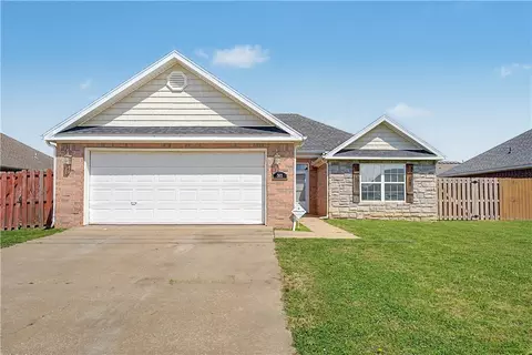 303 E Post Rd, Rogers, AR 72758