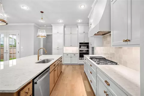 Kitchen - 6492 Align Ave, Springdale, AR 72762 photo 2 of 3