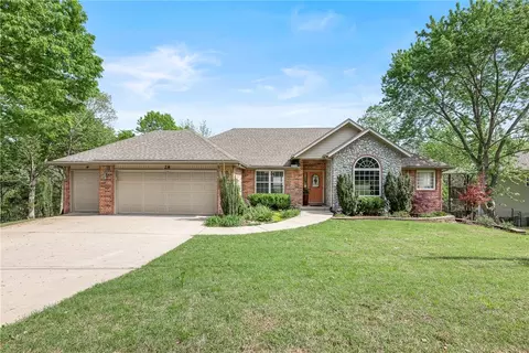 28 Latshaw Dr, Bella Vista, AR 72714