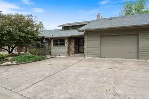 12 Wedgewood Dr, Holiday Island, AR 72631