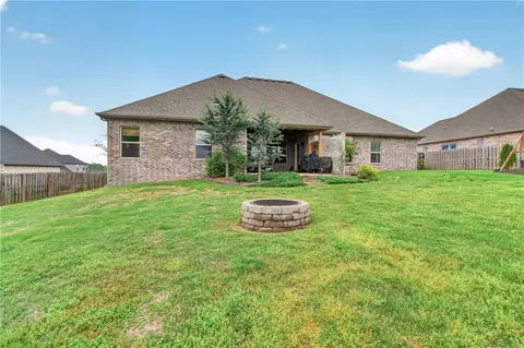 Exterior - 121 Sicily Dr, Centerton, AR 72719 photo 6 of 10