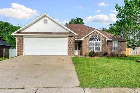 645 Lynn Dr, Pea Ridge, AR 72751