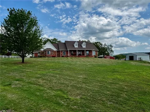 31 Caballo Ranch Rd, Russellville, AR 72802