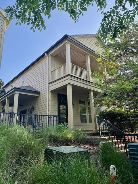 2462 E Frontier Elm Dr, Fayetteville, AR 72703