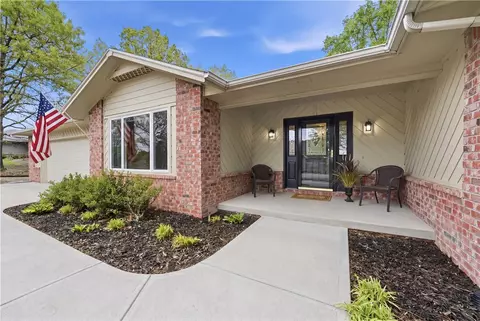 26 Mckenzie Dr, Bella Vista, AR 72715