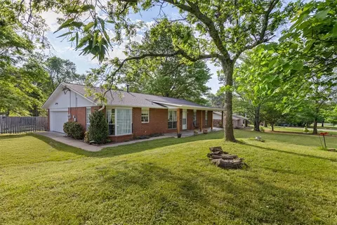 3884 N Gulley Rd, Fayetteville, AR 72703