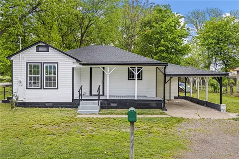 501 7th St, Danville, AR 72833