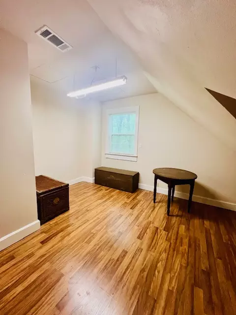 Bedroom - 162 Maple Ave, West Fork, AR 72774 photo 5 of 5