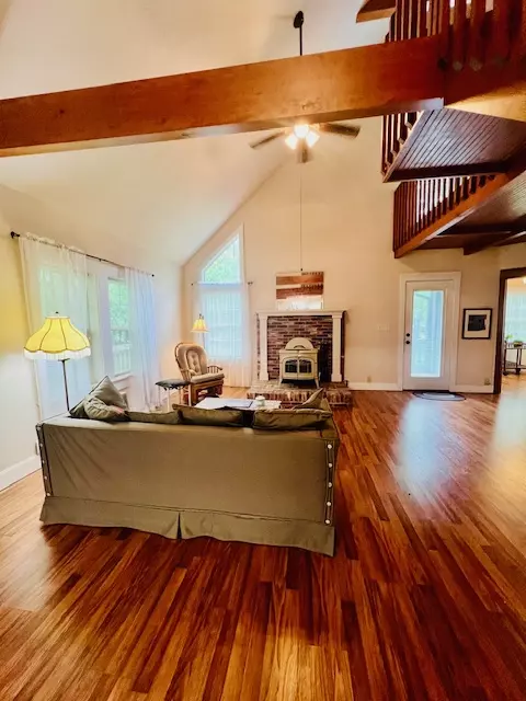 Living - 162 Maple Ave, West Fork, AR 72774 photo 2 of 2