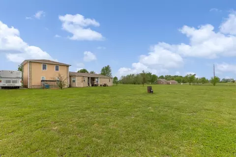 Exterior - 21854 Floyd Moore Rd, Gentry, AR 72734 photo 6 of 9