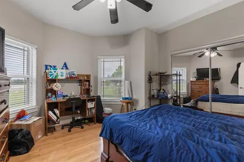 Bedroom - 21854 Floyd Moore Rd, Gentry, AR 72734 photo 5 of 6
