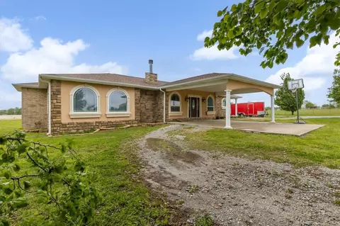 Exterior - 21854 Floyd Moore Rd, Gentry, AR 72734 photo 3 of 9