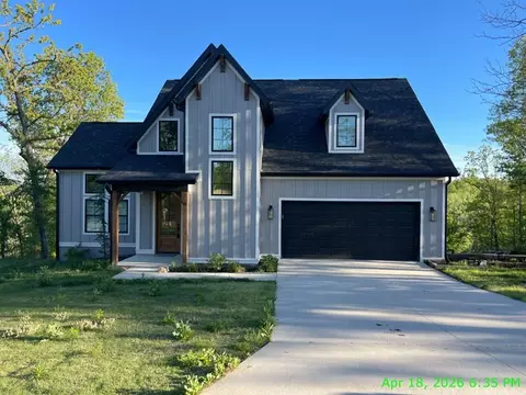 31 Magrath Cir, Bella Vista, AR 72715
