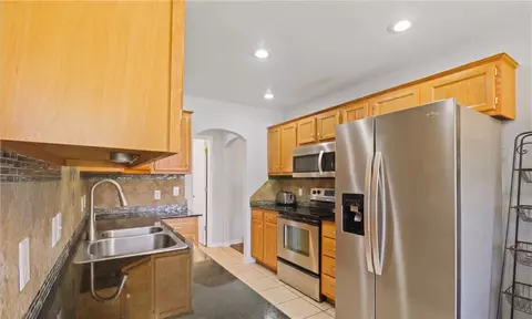 Kitchen - 301 Beasley Dr, Centerton, AR 72719 photo 2 of 2