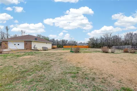 Dunipace Drive, Bella Vista, AR 72715