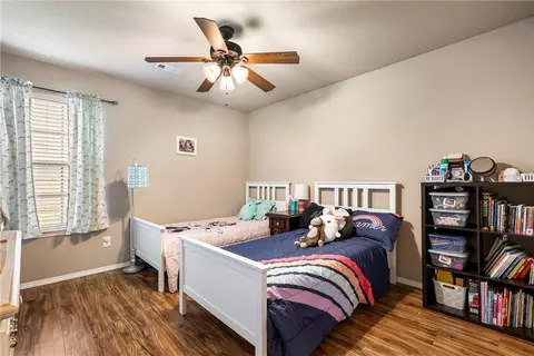 Bedroom - 2987 Willow Spring Ct, Springdale, AR 72762 photo 5 of 5