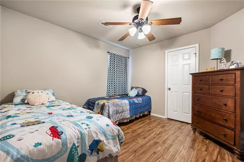 Bedroom - 2987 Willow Spring Ct, Springdale, AR 72762 photo 4 of 5