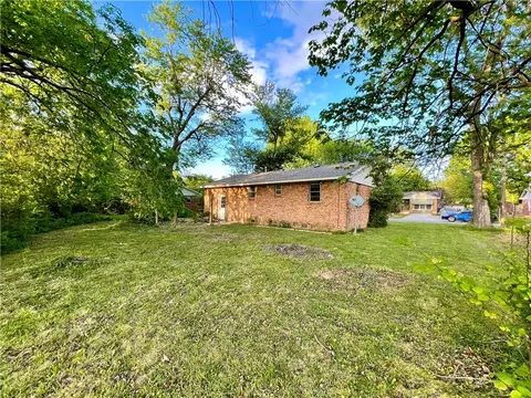 Exterior - 404 Michael St, Springdale, AR 72764 photo 9 of 15