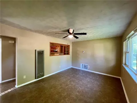 Living - 404 Michael St, Springdale, AR 72764 photo 1 of 3