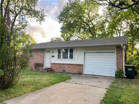 Exterior - 404 Michael St, Springdale, AR 72764 photo 15 of 15