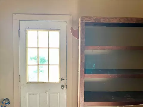 Entry Way - 404 Michael St, Springdale, AR 72764 photo 4 of 5