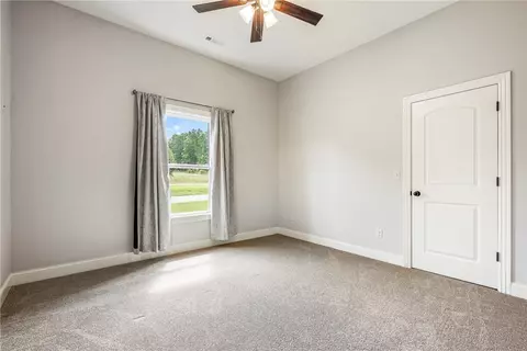 Bedroom - 2880 Peck Rd, Pea Ridge, AR 72751 photo 6 of 8