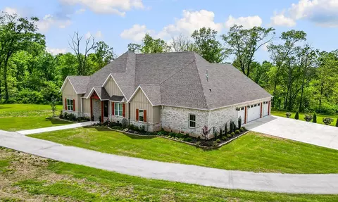 Exterior - 2880 Peck Rd, Pea Ridge, AR 72751 photo 4 of 7