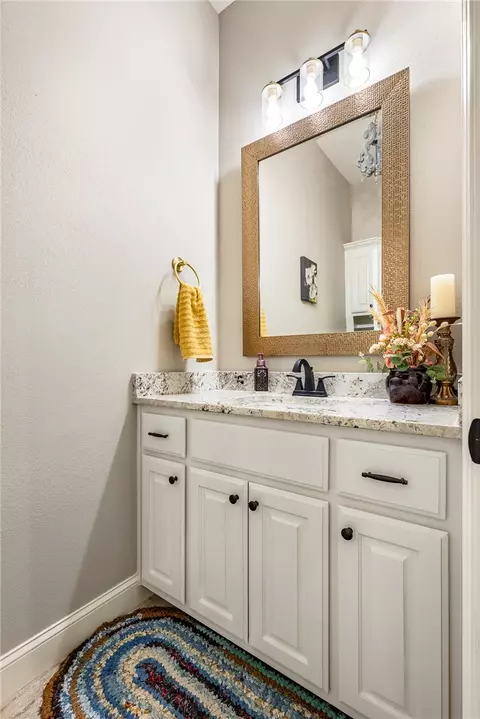 Bath - 2880 Peck Rd, Pea Ridge, AR 72751 photo 1 of 6
