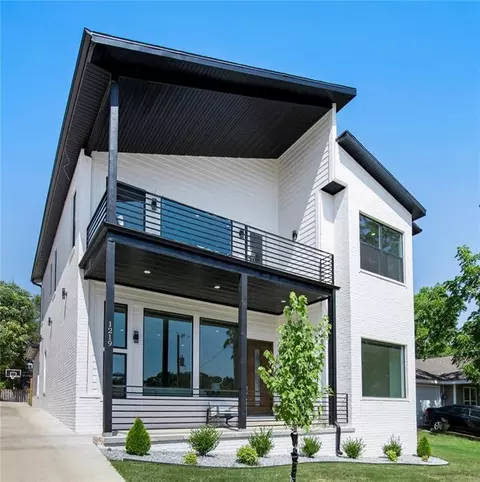 1259 NE Fillmore St, Bentonville, AR 72712