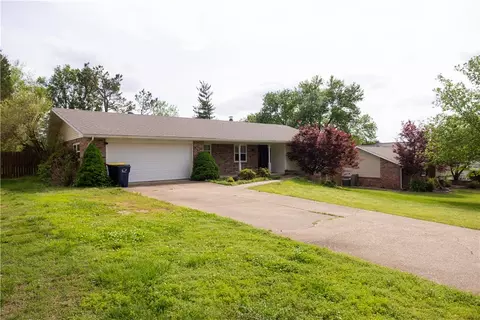Exterior - 804 Oriole, Harrison, AR 72601 photo 4 of 8