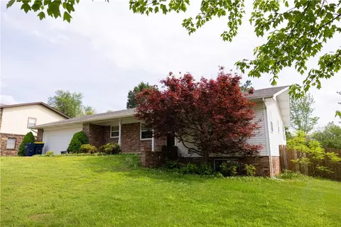 Exterior - 804 Oriole, Harrison, AR 72601 photo 3 of 8