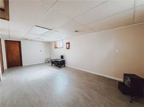 Living - 804 Oriole, Harrison, AR 72601 photo 5 of 5