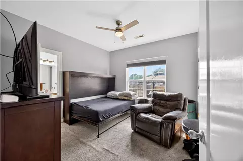 Bedroom - 4752 Stonecrest Cir, Springdale, AR 72762 photo 6 of 6