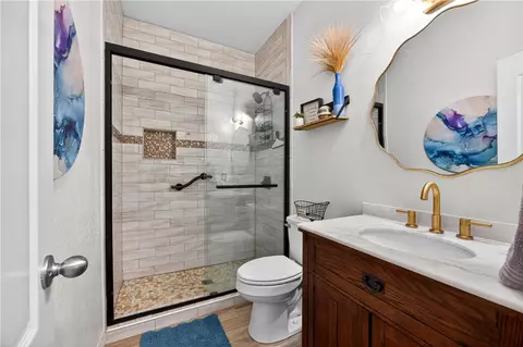 Bath - 4752 Stonecrest Cir, Springdale, AR 72762 photo 6 of 6