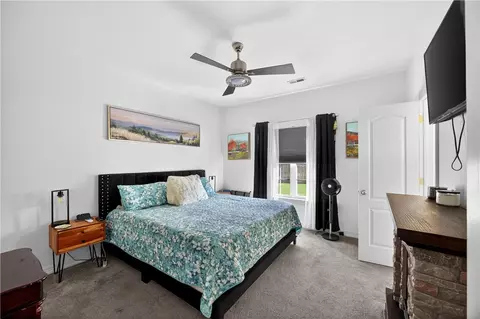 Bedroom - 4752 Stonecrest Cir, Springdale, AR 72762 photo 4 of 6