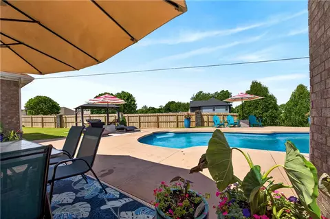 Exterior - 4752 Stonecrest Cir, Springdale, AR 72762 photo 7 of 11