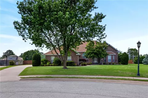 4752 Stonecrest Cir, Springdale, AR 72762
