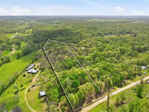 15435 Realtree Rd, Gravette, AR 72736