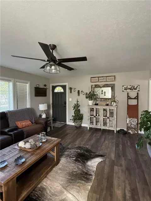 Entry Way - 75 Cherry St, Dover, AR 72837 photo 1 of 1