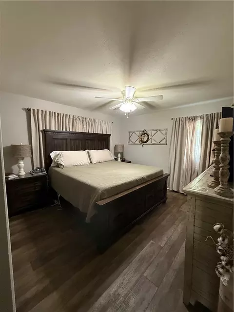 Bedroom - 75 Cherry St, Dover, AR 72837 photo 4 of 5