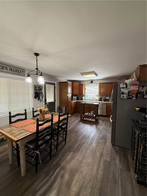 Kitchen - 75 Cherry St, Dover, AR 72837 photo 2 of 3