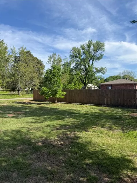 Exterior - 75 Cherry St, Dover, AR 72837 photo 3 of 5