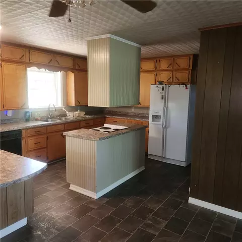 Kitchen - 933 Walnut Rd, Hector, AR 72843 photo 2 of 3