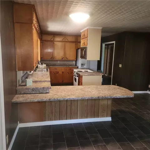 Kitchen - 933 Walnut Rd, Hector, AR 72843 photo 1 of 3