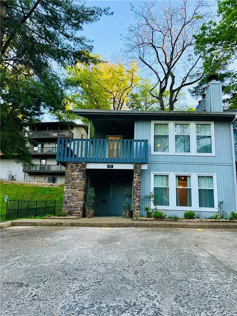 68 Dogwood Dr, Bella Vista, AR 72715