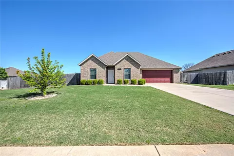 507 W Stoney Point Rd, Rogers, AR 72758