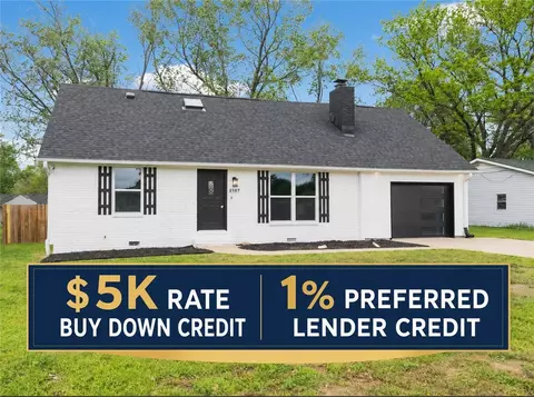 2107 Douglas St, Bentonville, AR 72712