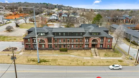 1115 N Leverett Ave #101, Fayetteville, AR 72703