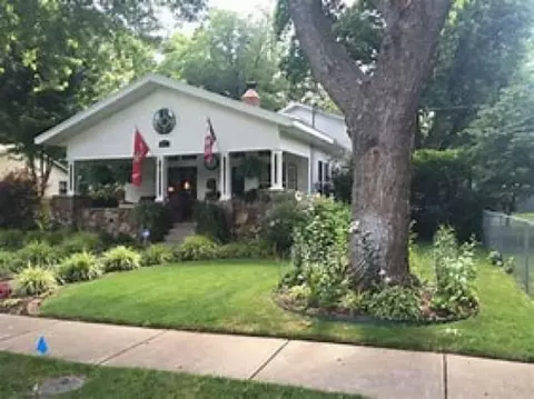 605 A St, Bentonville, AR 72712